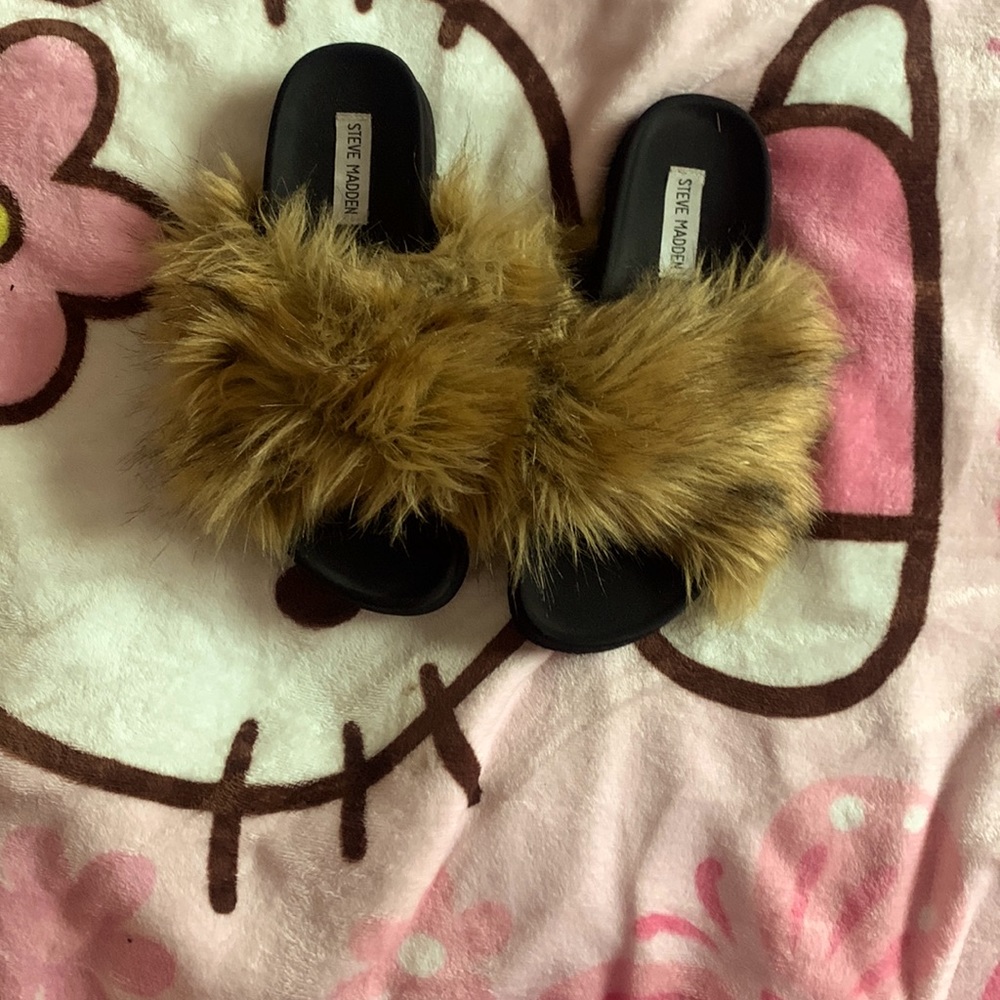 Steve Madden fur slides